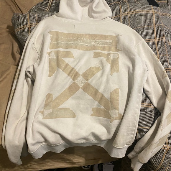 CREAM OFF WHITE HOODIE 🚨🚨🚨 - Picture 2 of 3